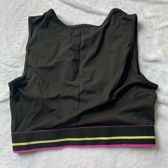Cropped Fabletics workout tank - Picture 2 of 2
